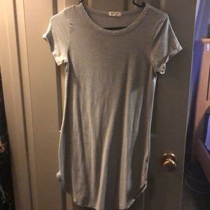 Grey form fitting tunic